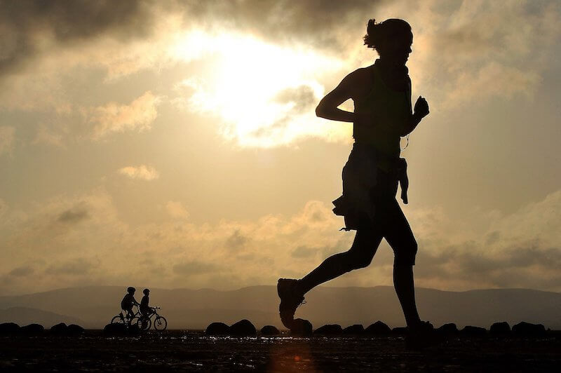 Running al tramonto
